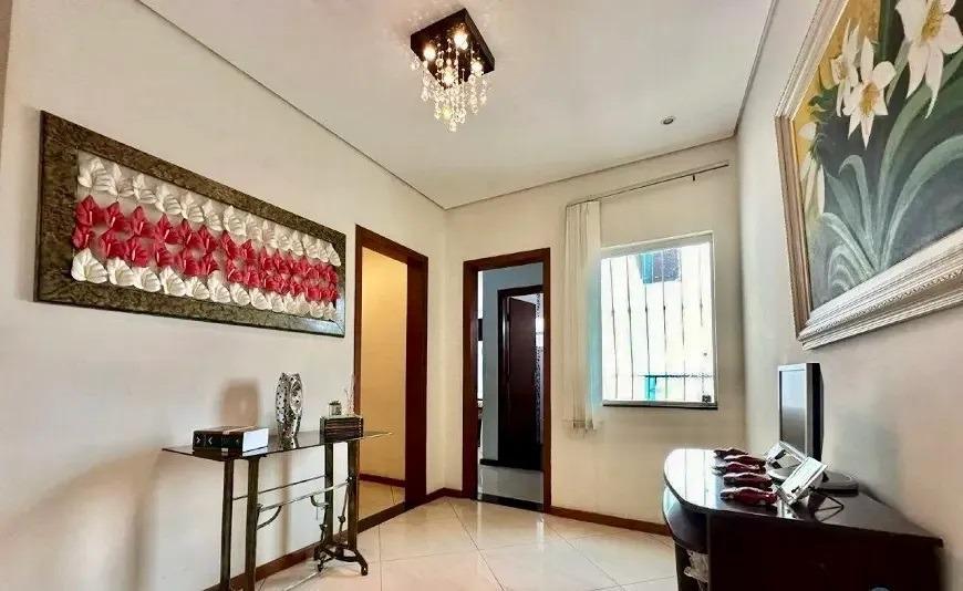 Casa, Céu Azul, 3 Quartos, 2 Vagas, 2 Suítes