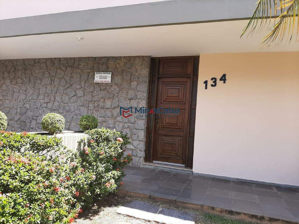 Casa, Centro, 4 Quartos, 4 Vagas, 1 Suíte