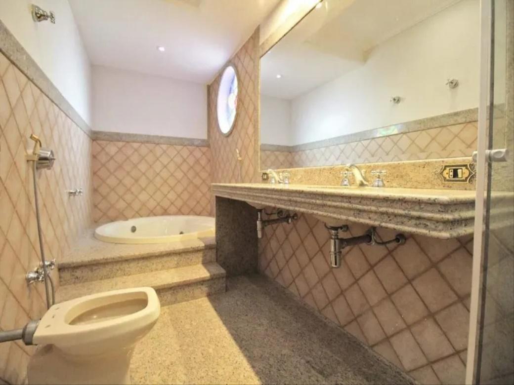 Casa, Santo Antônio, 6 Quartos, 10 Vagas, 3 Suítes