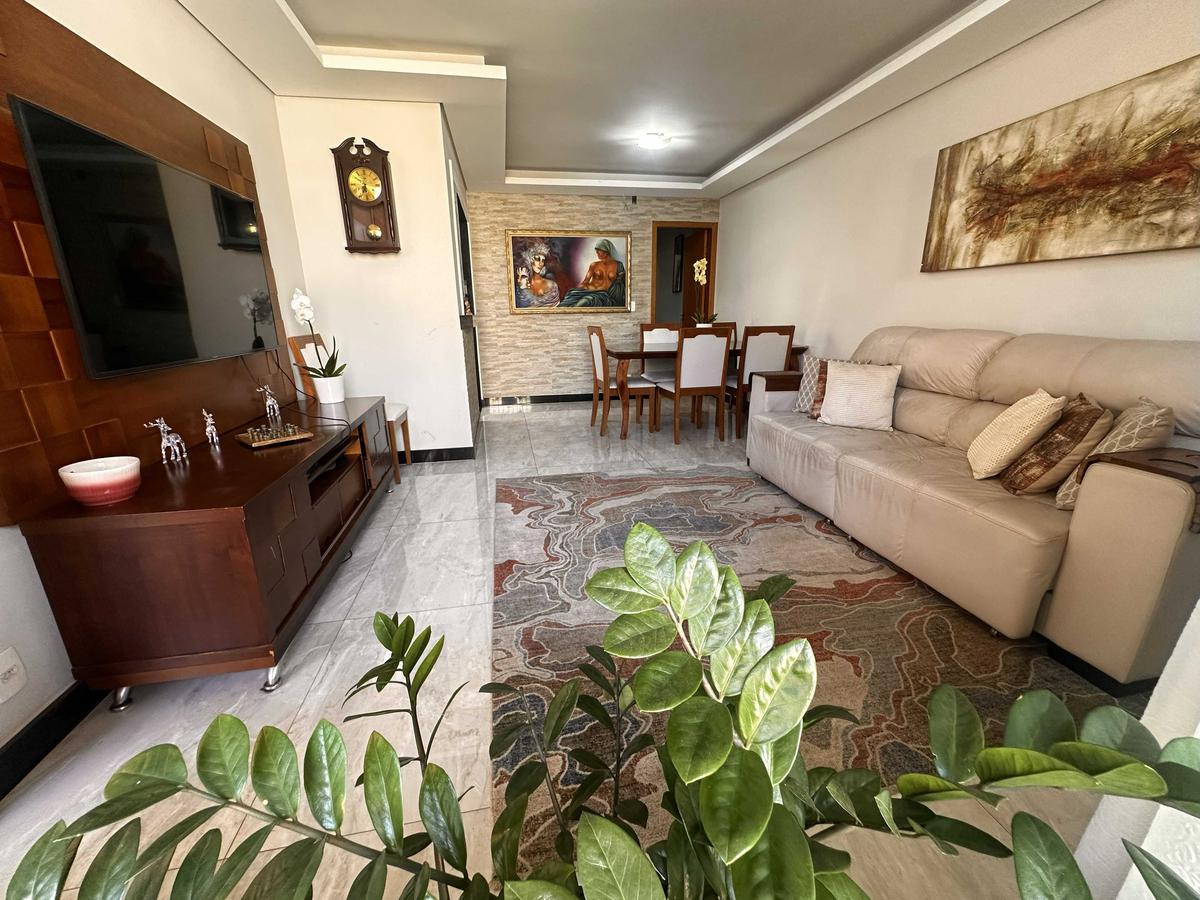 Casa, Fernão Dias, 3 Quartos, 2 Vagas, 1 Suíte