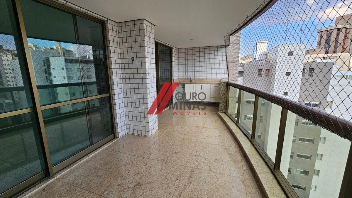 Apartamento, Funcionários, 4 Quartos, 4 Vagas, 2 Suítes