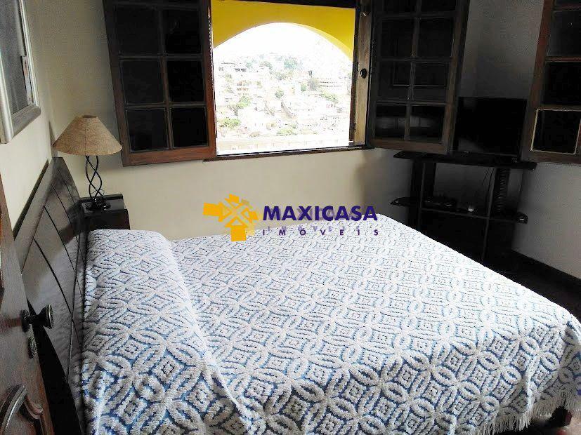 Casa, Cachoeirinha, 5 Quartos, 5 Vagas, 1 Suíte