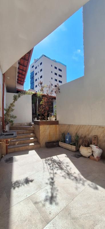 Casa, Floresta, 5 Quartos, 3 Vagas, 1 Suíte