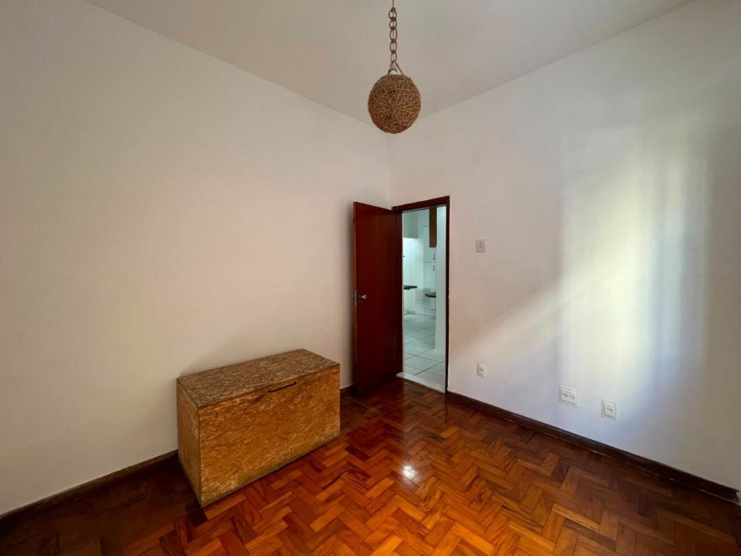 Apartamento, Sagrada Família, 2 Quartos, 1 Vaga