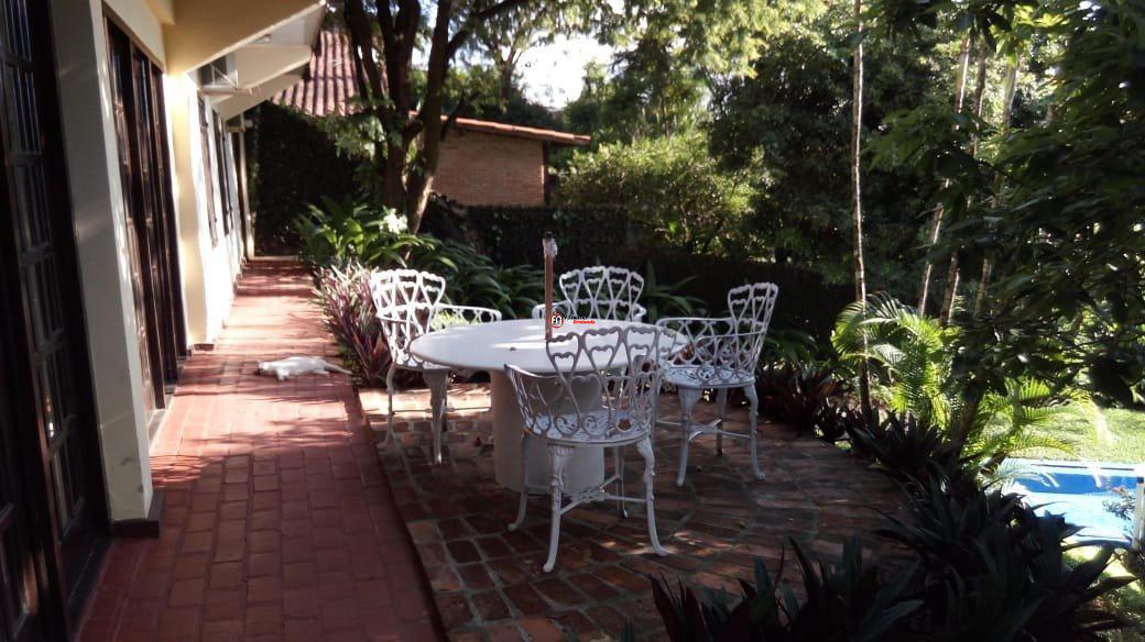 Casa, Pampulha, 5 Quartos, 4 Vagas, 2 Suítes
