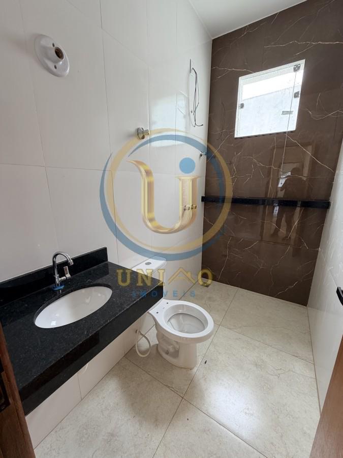 Casa, Centro, 3 Quartos, 2 Vagas, 1 Suíte