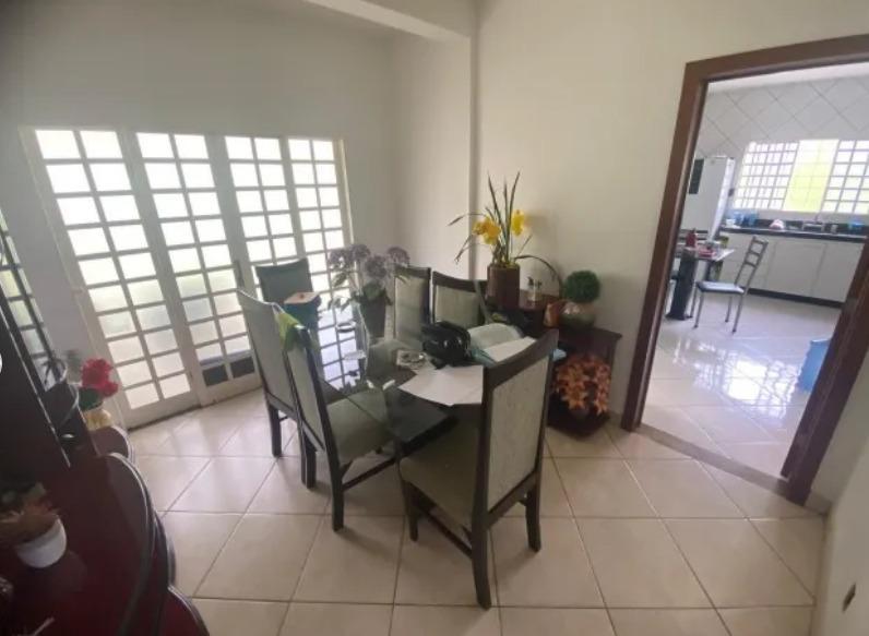 Casa, Padre Teodoro, 4 Quartos, 2 Vagas, 1 Suíte