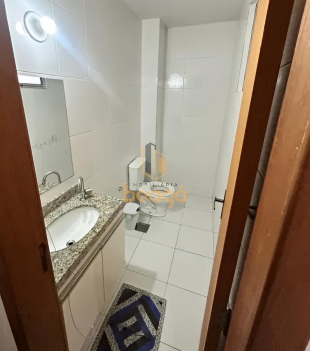 Casa, Coqueiros, 3 Quartos, 2 Vagas, 1 Suíte