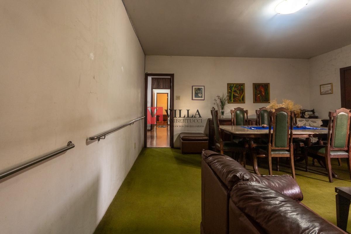 Casa, Serra, 4 Quartos, 0 Vaga, 1 Suíte