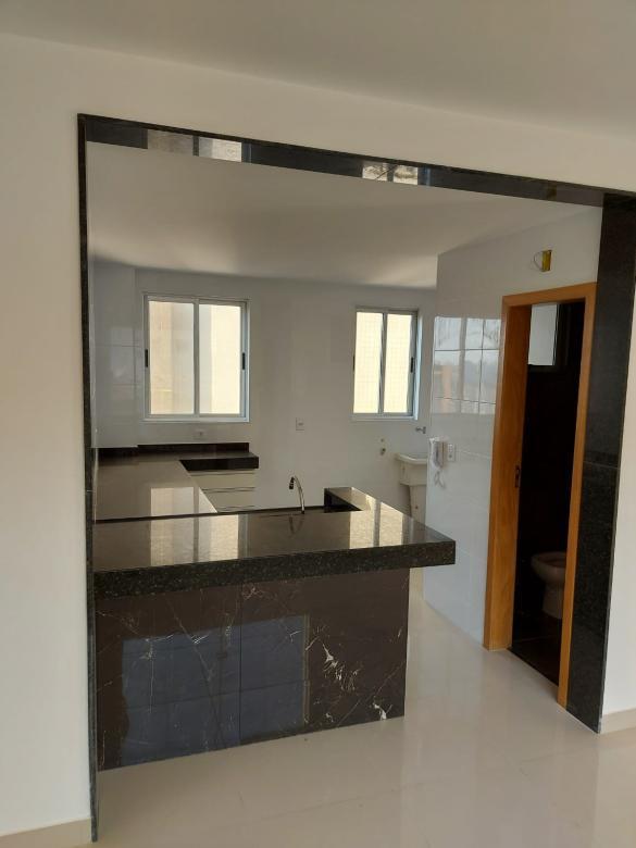 Apartamento, Vila Paris, 2 Quartos, 2 Vagas, 2 Suítes