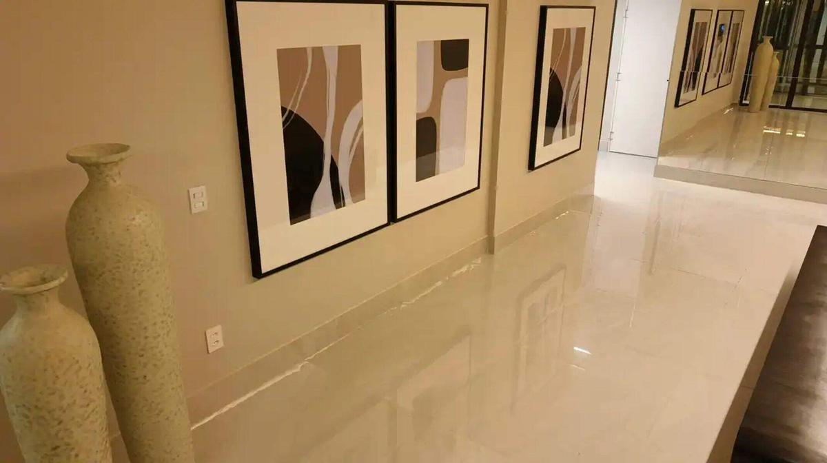 Cobertura, Serra, 2 Quartos, 3 Vagas, 1 Suíte