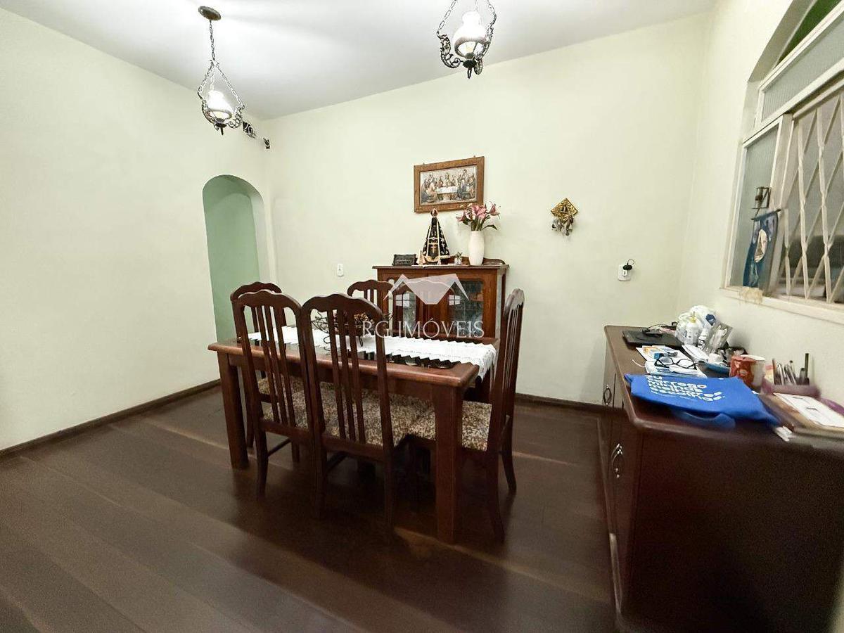 Casa, Araguaia, 4 Quartos, 3 Vagas, 1 Suíte