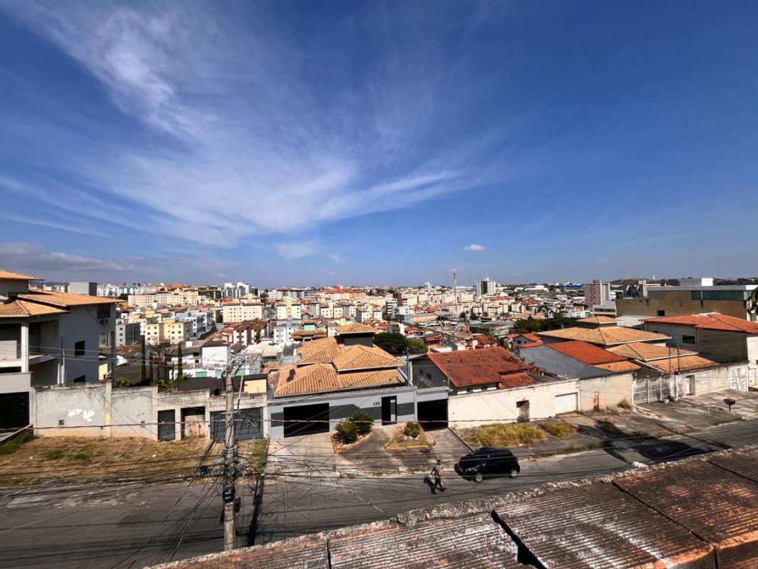 Casa, Jardim Riacho das Pedras, 3 Quartos, 2 Vagas, 1 Suíte