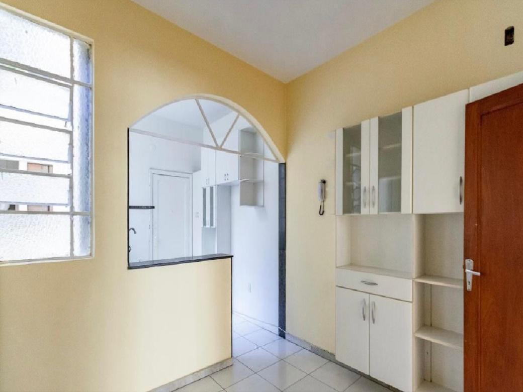 Apartamento, Funcionários, 2 Quartos, 1 Vaga, 1 Suíte