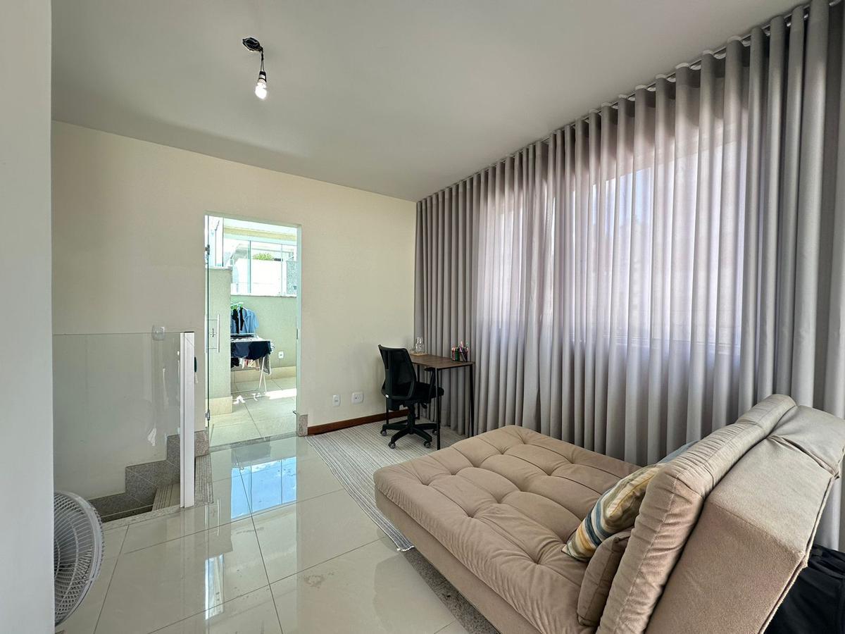 Cobertura, Cruzeiro, 2 Quartos, 0 Vaga, 1 Suíte