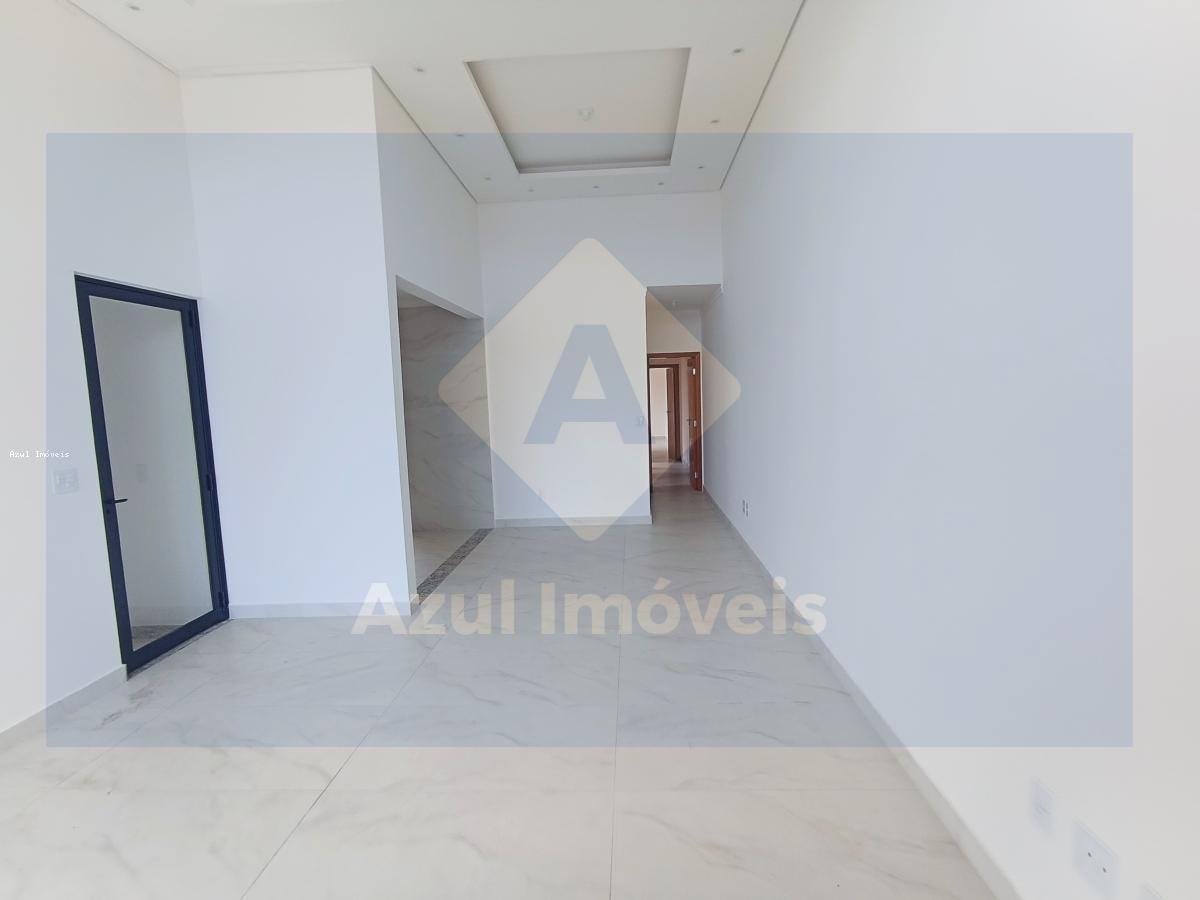 Casa, Santa Mônica, 3 Quartos, 2 Vagas, 1 Suíte