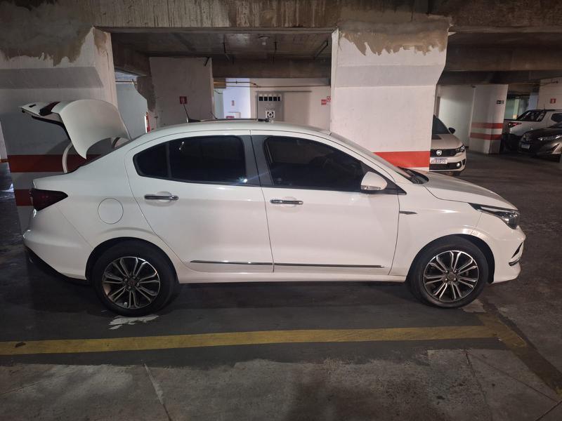 Fiat Cronos Drive 1.3 8v Flex
