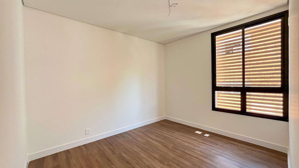 Apartamento, Serra, 2 Quartos, 2 Vagas, 2 Suítes