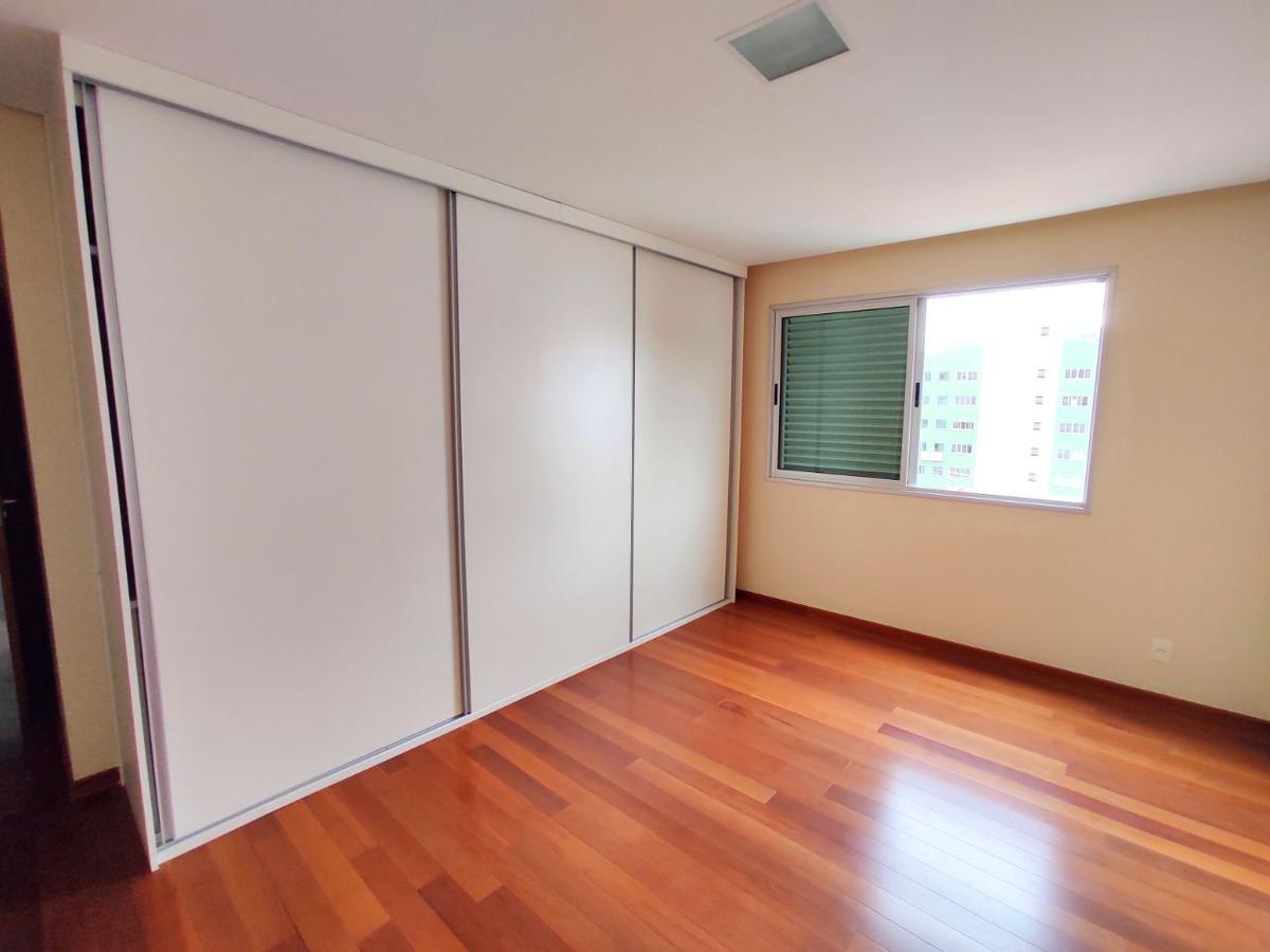 Apartamento, São José, 4 Quartos, 4 Vagas, 4 Suítes