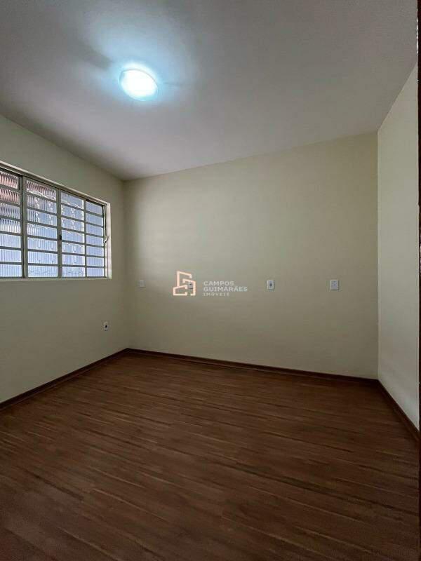 Casa, Alípio de Melo, 2 Quartos, 2 Vagas, 1 Suíte