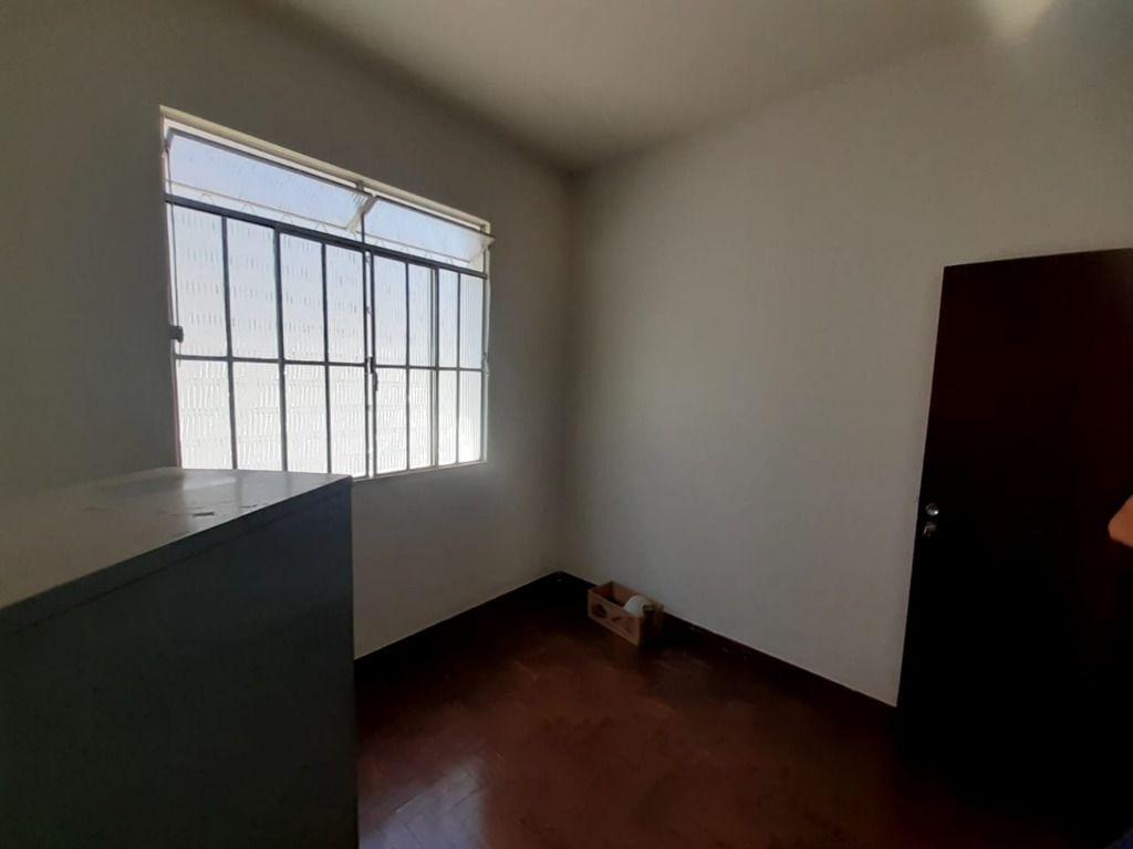 Casa, Centro, 3 Quartos, 3 Vagas, 1 Suíte