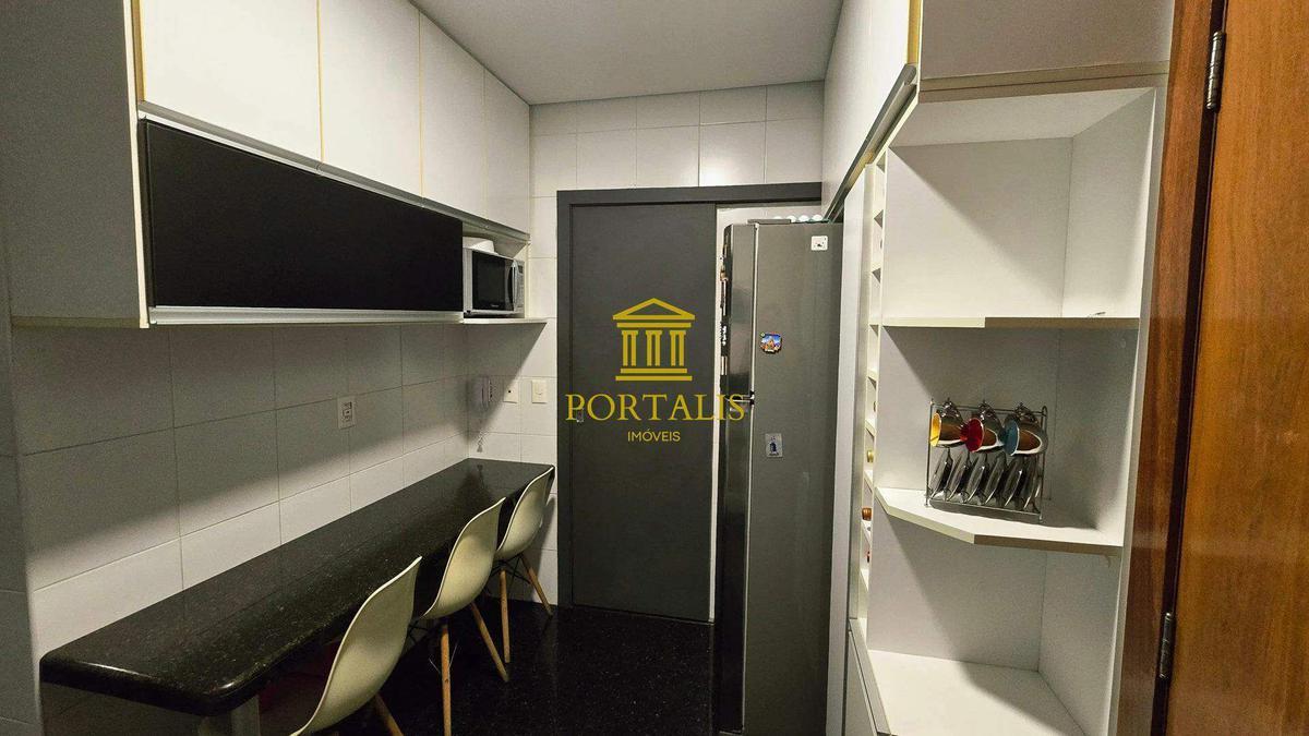 Apartamento, Santo Agostinho, 4 Quartos, 3 Vagas, 1 Suíte