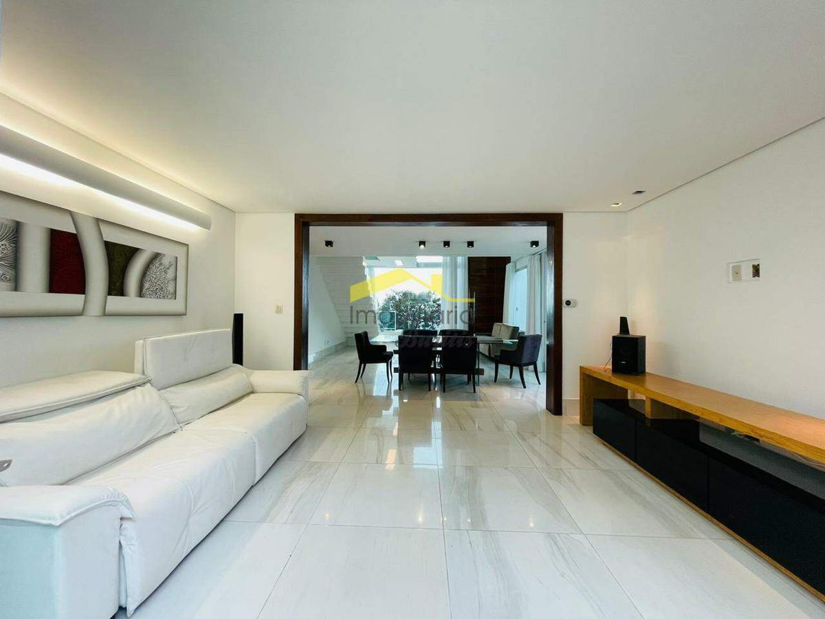 Casa, Buritis, 4 Quartos, 4 Vagas, 3 Suítes