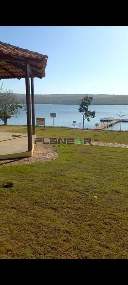 Lote, Centro, 0 Quarto, 0 Vaga