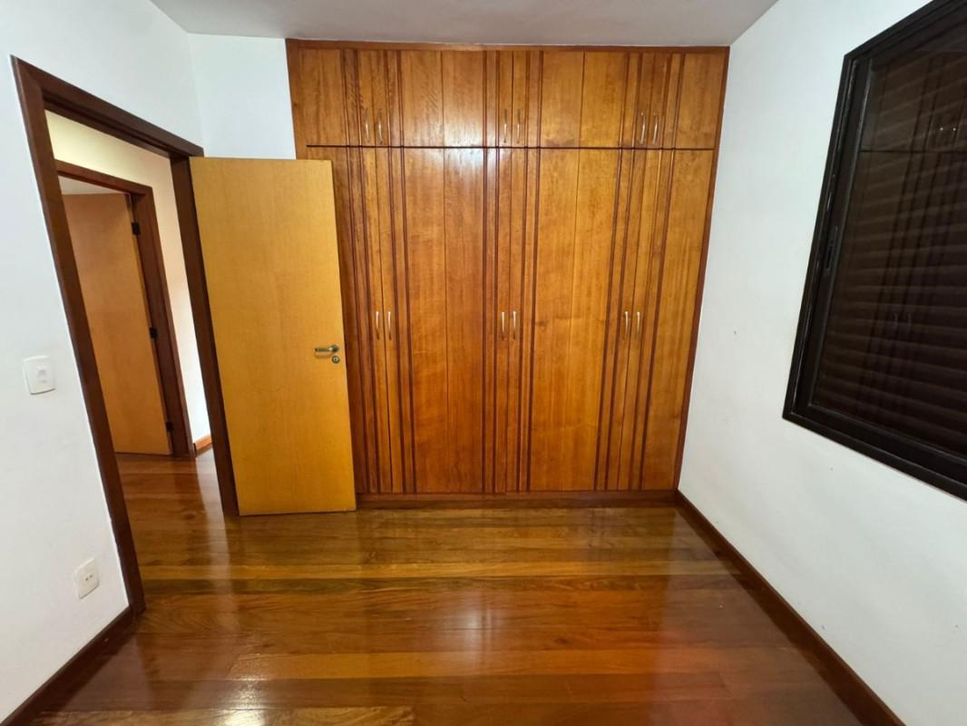 Apartamento, São Pedro, 4 Quartos, 2 Vagas, 1 Suíte