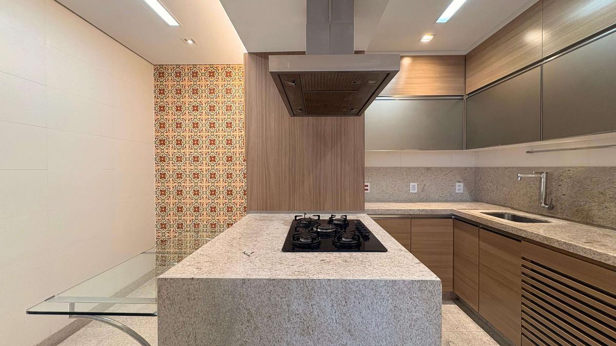 Apartamento, Sion, 4 Quartos, 2 Vagas, 1 Suíte