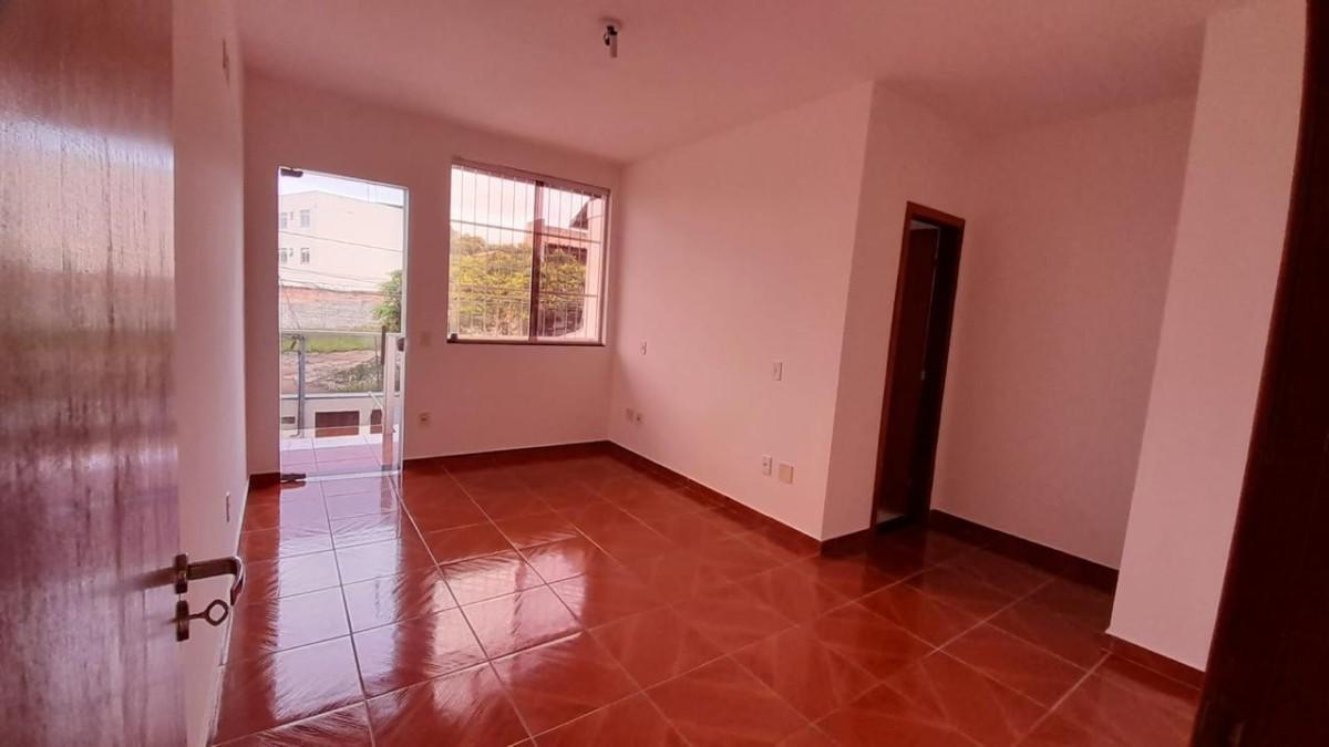 Casa, Parque Turistas, 2 Quartos, 2 Vagas