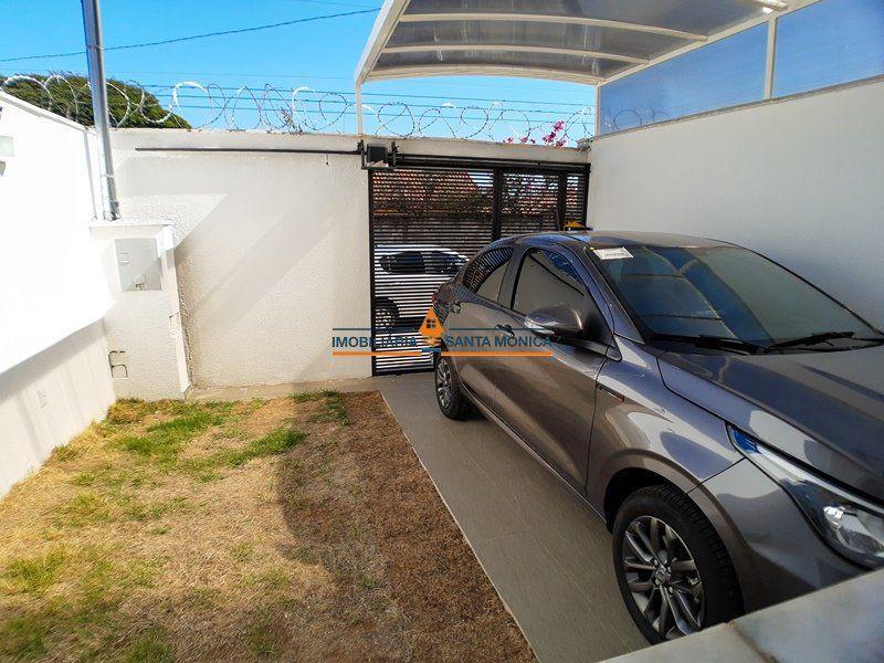 Casa, Santa Mônica, 3 Quartos, 2 Vagas, 1 Suíte