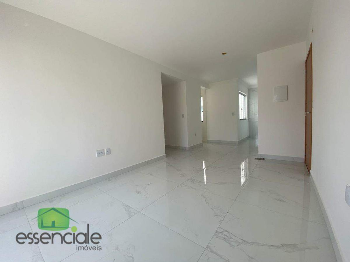 Apartamento, Santa Cruz Industrial, 3 Quartos, 1 Vaga, 1 Suíte