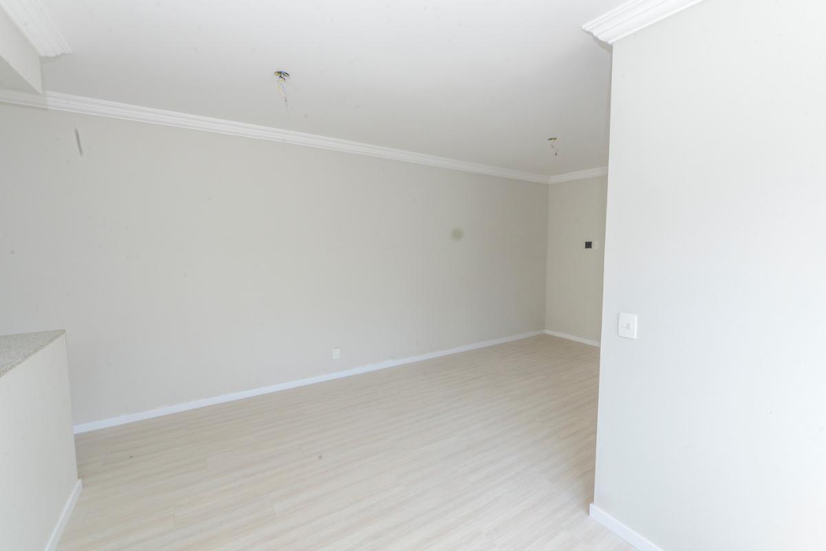 Apartamento, Sagrada Família, 3 Quartos, 2 Vagas, 1 Suíte