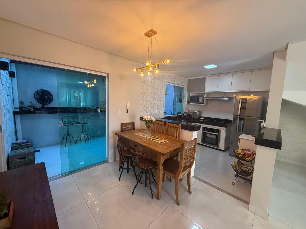 Casa, Planalto, 3 Quartos, 2 Vagas, 1 Suíte