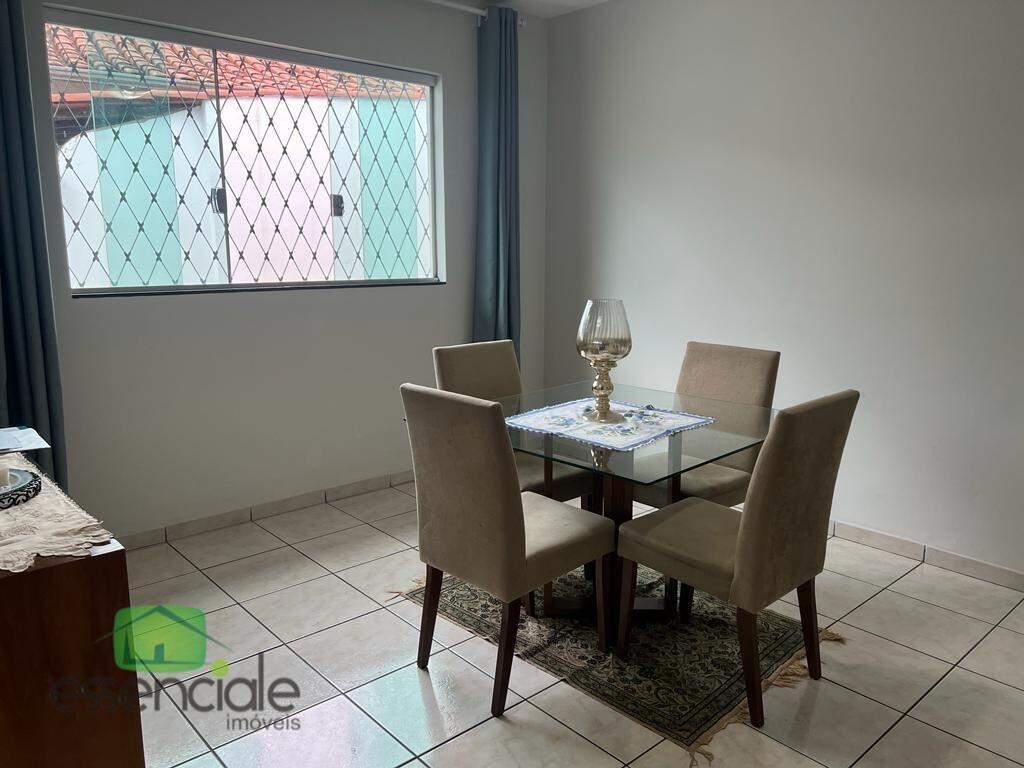 Casa, Novo Eldorado, 3 Quartos, 4 Vagas