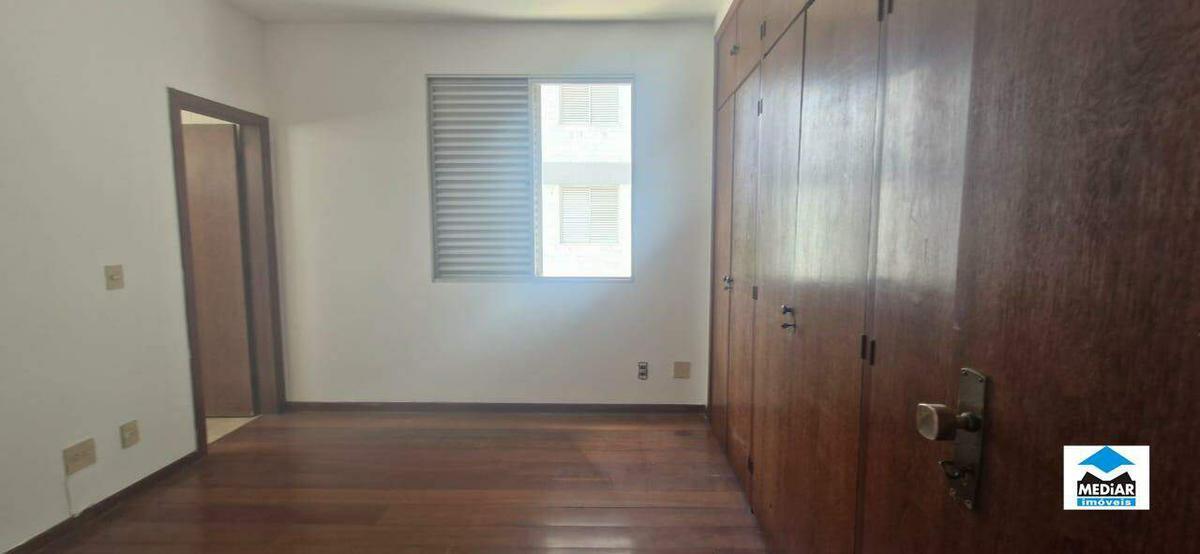 Apartamento, Funcionários, 3 Quartos, 1 Vaga, 1 Suíte