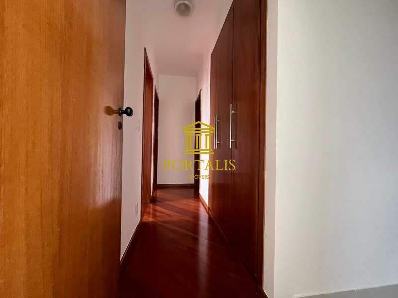 Apartamento, Funcionários, 3 Quartos, 2 Vagas, 1 Suíte