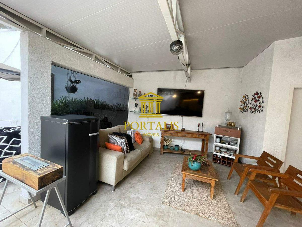 Casa, Graça, 3 Quartos, 2 Vagas, 1 Suíte