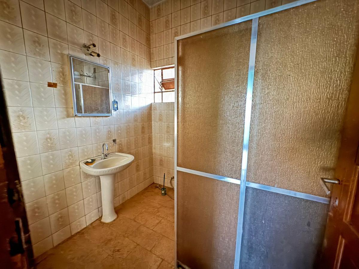 Casa, Santa Cruz, 3 Quartos, 4 Vagas, 1 Suíte