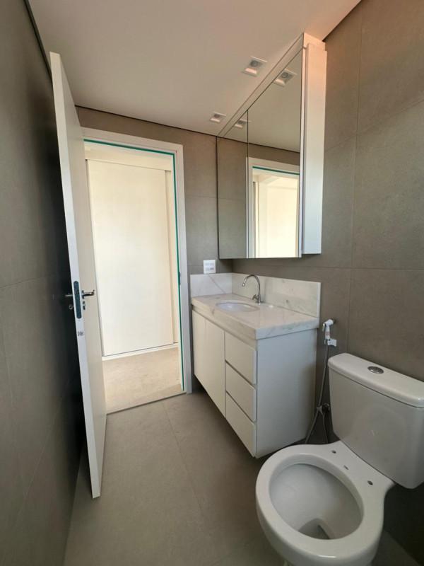Apartamento, Esplanada, 2 Quartos, 1 Vaga, 1 Suíte