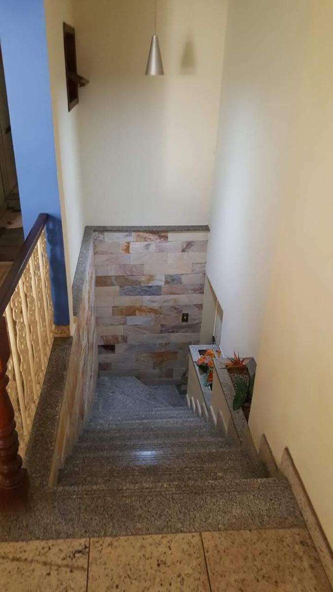 Casa, Castelo, 4 Quartos, 3 Vagas, 2 Suítes