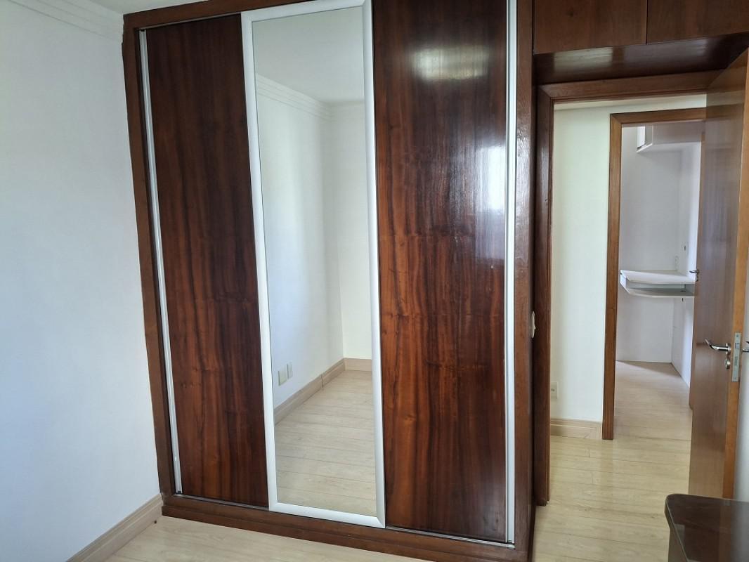 Apartamento, Estoril, 3 Quartos, 2 Vagas, 1 Suíte