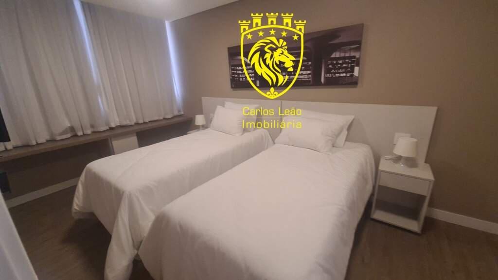 Apartamento, Estoril, 2 Quartos, 1 Vaga, 2 Suítes