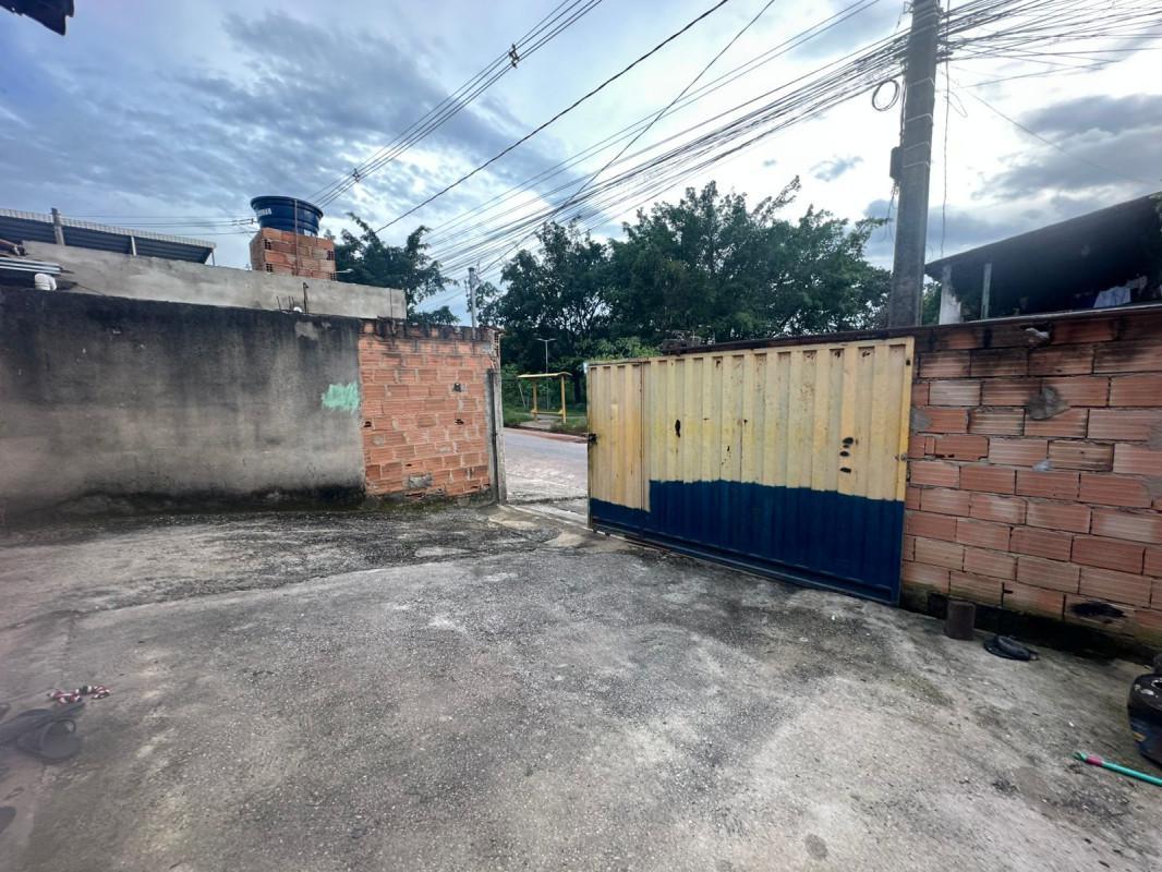 Casa, Vila Verde, 2 Quartos, 3 Vagas