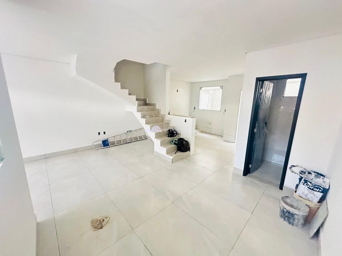 Casa, Itapoã, 3 Quartos, 2 Vagas, 1 Suíte