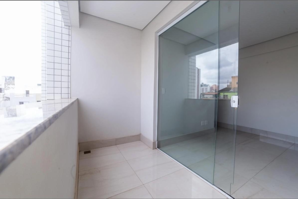 Apartamento, Sagrada Família, 3 Quartos, 2 Vagas, 1 Suíte