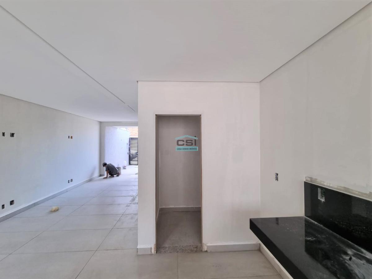 Casa, Planalto, 3 Quartos, 2 Vagas, 1 Suíte