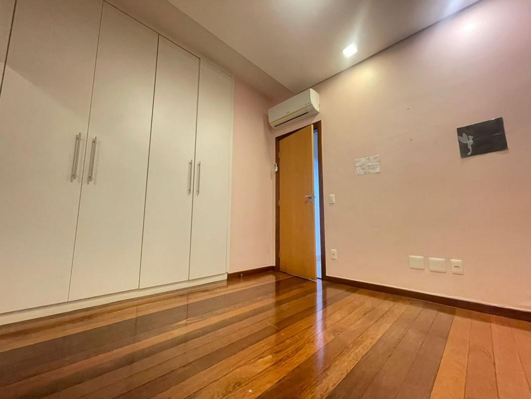 Apartamento, Funcionários, 4 Quartos, 3 Vagas, 2 Suítes