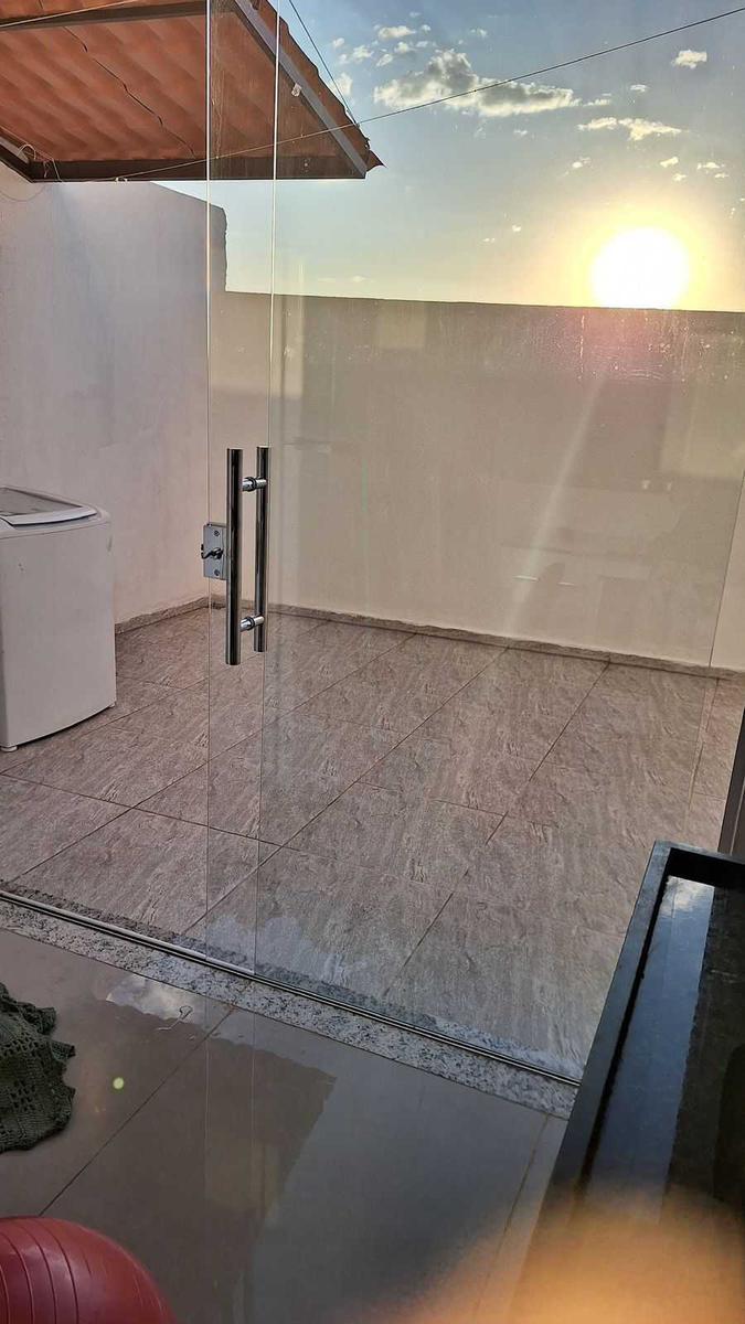 Casa, Novo Centro, 2 Quartos, 1 Vaga